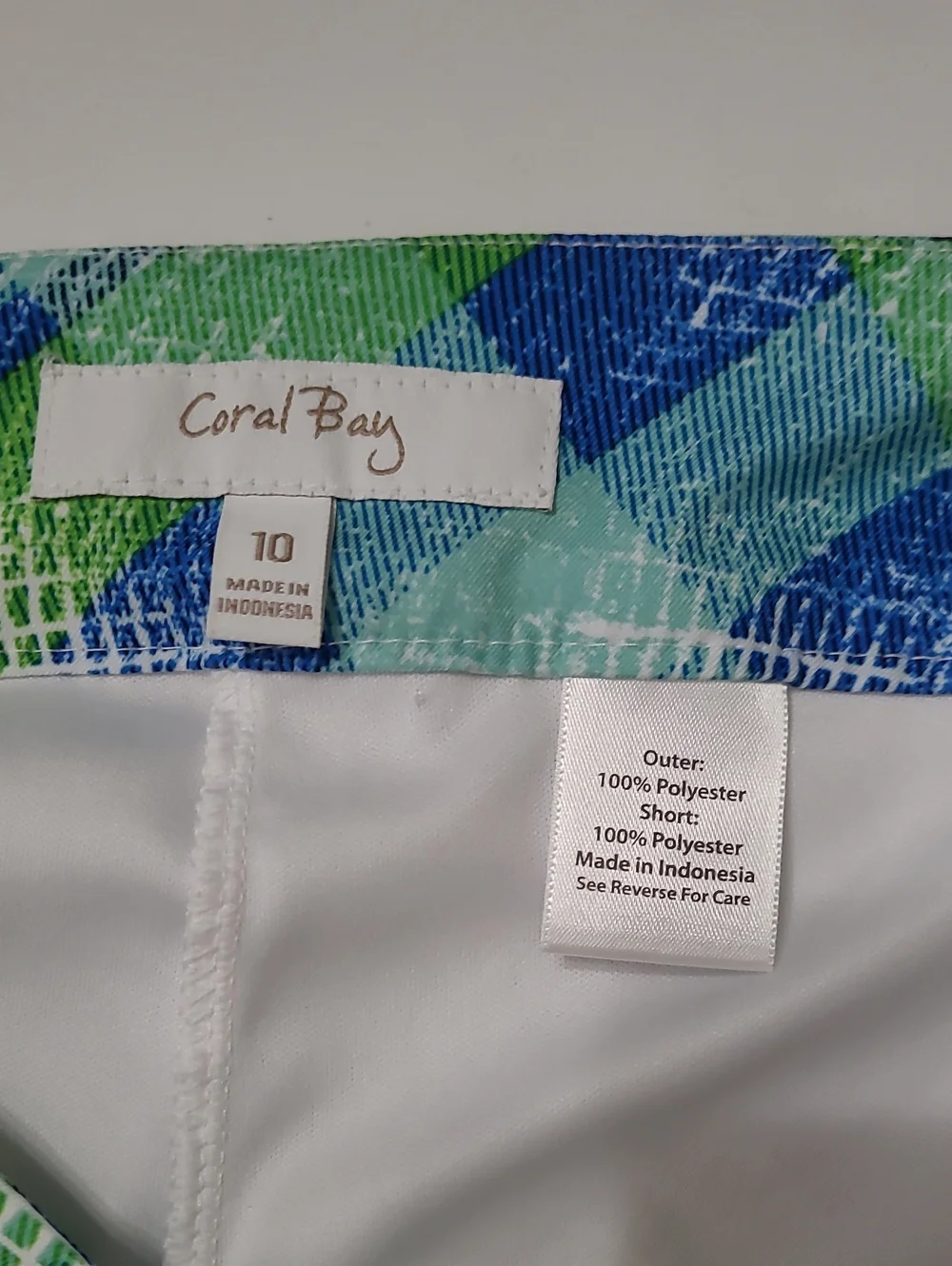 Coral Bay Blue, Green & White Abstract Plaid Skort with Zip Side size 10